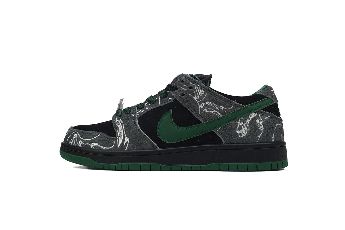 THERE Skateboards x Dunk Low SB Black Gorge Green HF7743-001